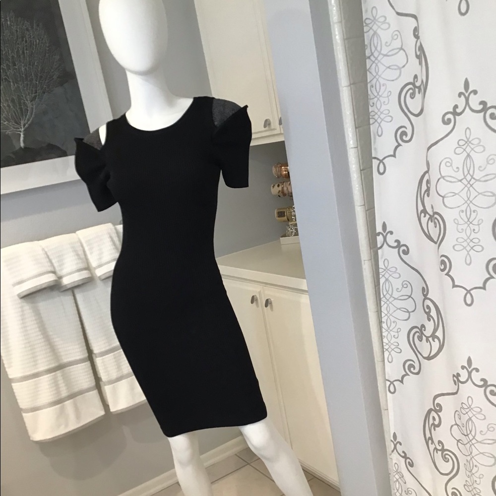 Modern cocktail dress NWT